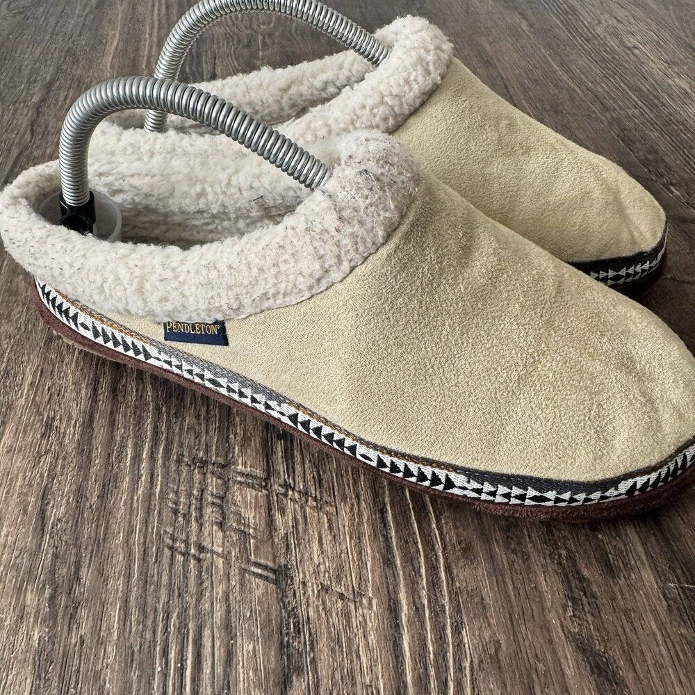 Pendleton Womens Dormer PWF-19RP3-108 Cream Sheepskin Mule Slippers Size 8